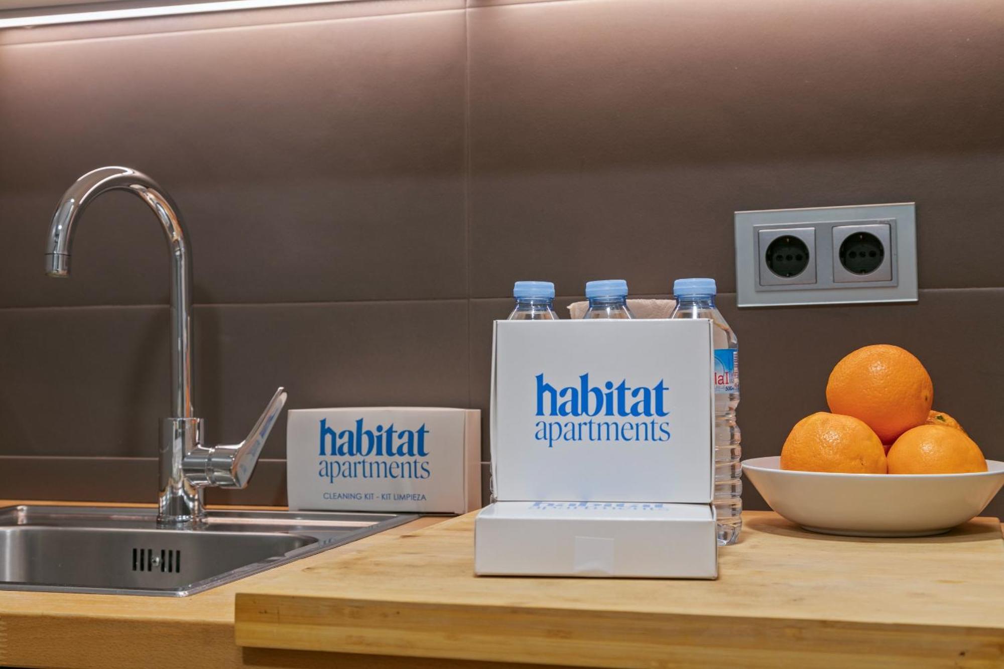 Habitat Apartments Batllo Barcellona Esterno foto